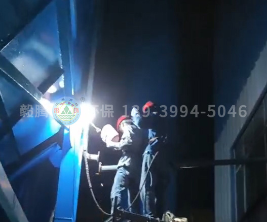 恒康鋁業(yè)中頻爐除塵器 現(xiàn)場加班加點安裝施工，全程監(jiān)護確保質(zhì)量保障安全